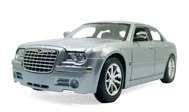 克莱斯勒300C 汽车模型 1:18 玛莎图maisto 银色