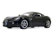 阿尔法Alfa 8C competizione 旗舰两门跑车模型 威利 1：18 黑色