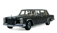 奔驰普尔曼600 轿车模型 Autoart 76192 1：18 BENZ