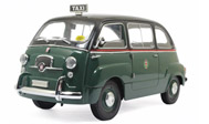 菲亚特600  出租车 汽车模型 1：18 绿色