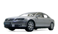 大众辉腾 PHAETON 汽车模型 奥拓阿 1:18  银色 79742