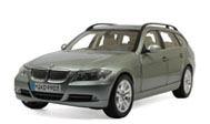 宝马330旅行车 汽车模型 1：18 德国原厂394359