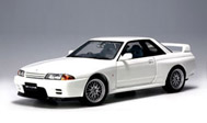 尼桑GTR Ⅱ  汽车模型 77345 奥拓阿1：18 白色