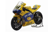 2006年 雅马哈 YZR-M1 摩托车模型 IXO 1:12 BRB006 黄花色