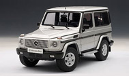 1998年奔驰G500 汽车模型 autoart 76112 银色