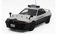 尼桑GTR 天际线第一辆警车 autoart 1：18 白色 77363